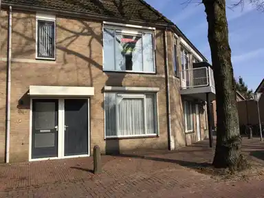 120m2 apartment to rent for 1400€/month in Dorpstraat, Geffen