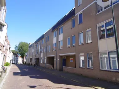 64m2 apartment to rent for 1085€/month in Lange Noodgodsstraat, Gouda