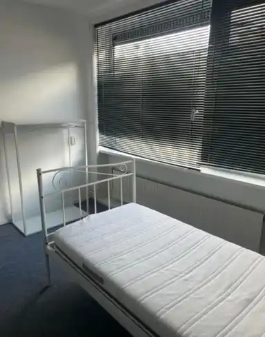 81m2 room to rent for 700€/month in Hektordreef 10, Utrecht
