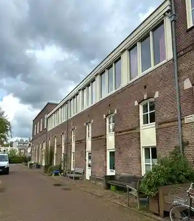 156m2 house to rent for 3995€/month in Karabiniersstraat, Haarlem