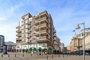 125m2 apartment to rent for 2450€/month in Gevers Deynootplein, The Hague
