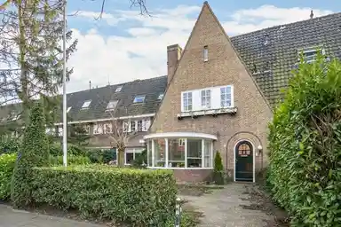 127m2 apartment to rent for 3000€/month in Gijsbrecht van Amstelstraat, Hilversum