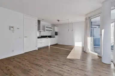 92m2 apartment to rent for 2600€/month in Waldenlaan 21, Amsterdam