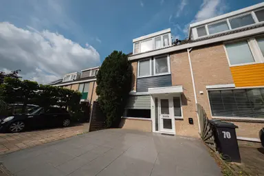 146m2 house to rent for 3500€/month in Wallenbergstraat 68, Hoofddorp