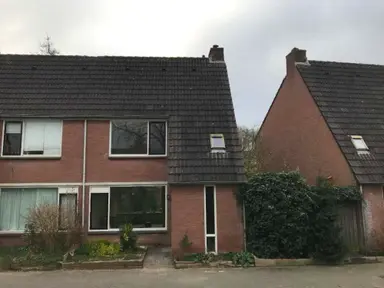 100m2 apartment to rent for 915€/month in Rietkamp 4133, Vianen