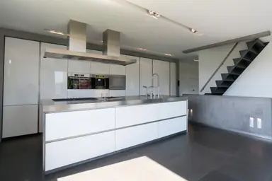 195m2 house to rent for 3450€/month in Winterpark 88, Nieuw-Vennep