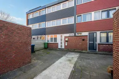 130m2 house to rent for 1995€/month in Texelstroom 33, Lelystad