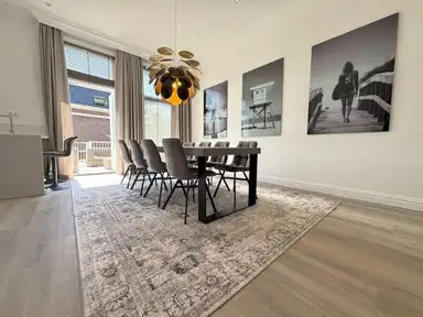 147m2 apartment to rent for 4200€/month in Zijlweg, Haarlem