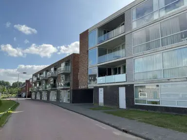 93m2 apartment to rent for 1184€/month in Burgemeester Tukkerhof 4142, Leerdam