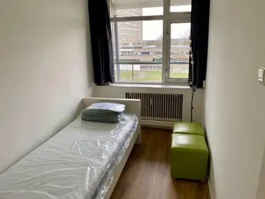 14m2 room to rent for 800€/month in Burgemeester Caan van Necklaan 654, Leidschendam