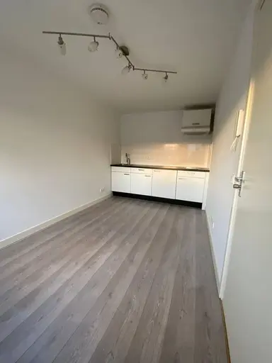 13m2 studio to rent for 701€/month in Dillenburglaan, Tilburg