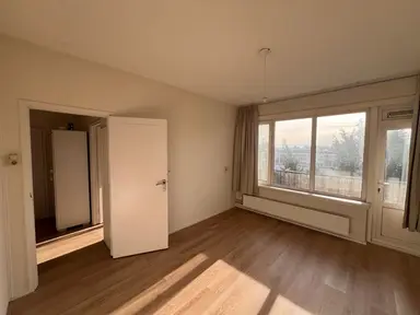 70m2 apartment to rent for 885€/month in Rotterdamsedijk 3112, Schiedam