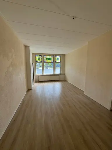 54m2 apartment to rent for 851€/month in Wevershoekstraat 55A, Rotterdam