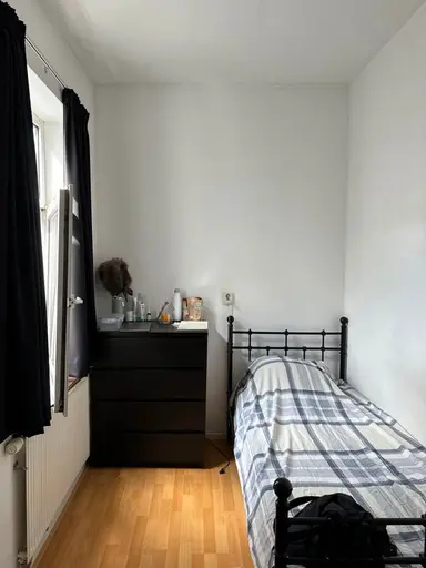 10m2 room to rent for 540€/month in Voorschoterstraat, Rotterdam