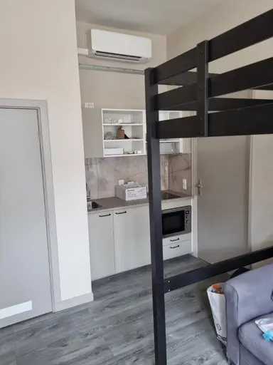26m2 studio to rent for 1198€/month in Valkenboslaan 41A, The Hague