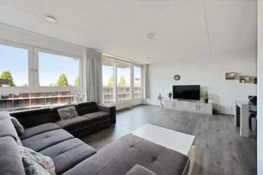 93m2 apartment to rent for 1800€/month in Stationsplein 52, Schiedam