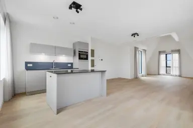 142m2 apartment to rent for 2750€/month in Gedempte Where 105, Purmerend