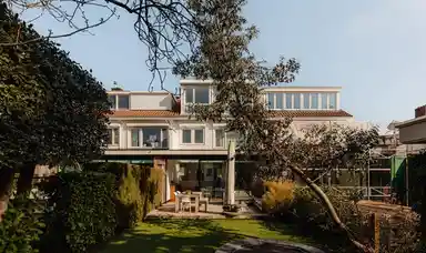 167m2 house to rent for 7500€/month in Henriëtte Bosmansstraat 44, Amsterdam