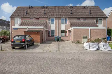 109m2 house to rent for 1220€/month in Van Zuylenware 16, Zwolle