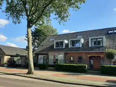93m2 apartment to rent for 2235€/month in Eemlandweg 1271, Huizen