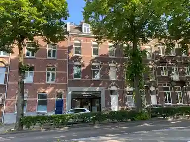 33m2 room to rent for 666€/month in Statensingel 151, Maastricht
