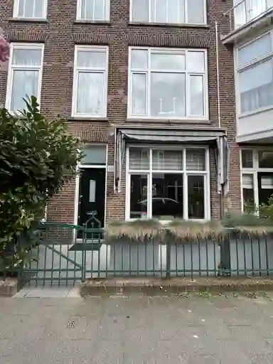 85m2 apartment to rent for 2650€/month in Hendrik van Deventerstraat 143, The Hague