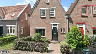 137m2 house to rent for 2850€/month in Albertusstraat, Vught