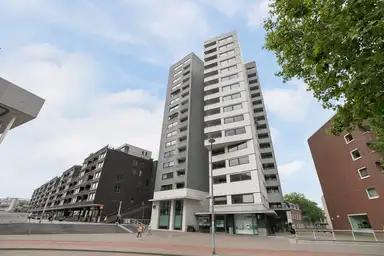 120m2 apartment to rent for 2055€/month in Avenue Ceramique 26D, Maastricht
