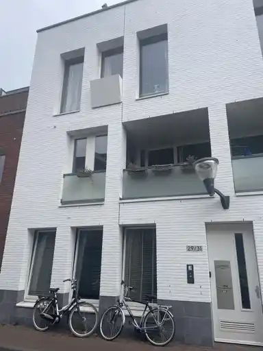 100m2 apartment to rent for 1695€/month in Zuiderstraat 29, Haarlem