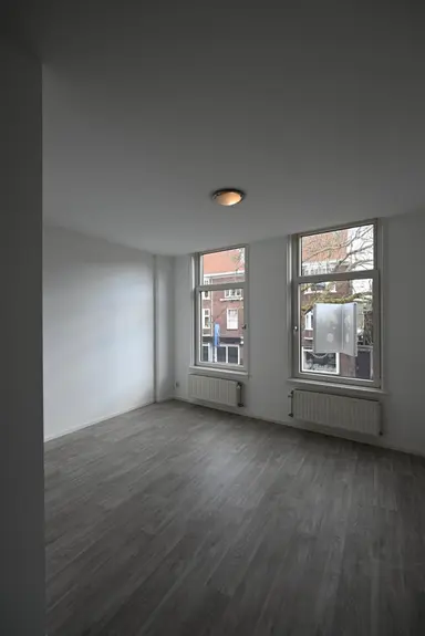 26m2 studio to rent for 870€/month in Nieuwe Langendijk 60A, Delft