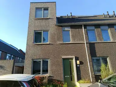 111m2 house to rent for 1390€/month in Maasstraat 75, Deventer