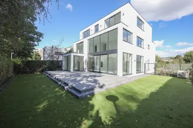 354m2 house to rent for 12900€/month in Aldengoor 12, Amsterdam
