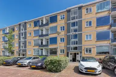 72m2 apartment to rent for 1475€/month in Fazantstraat, Alphen aan den Rijn