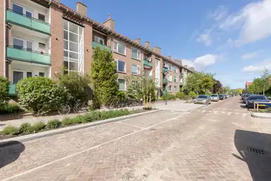 80m2 apartment to rent for 1750€/month in Moddermanstraat 51, Leiden