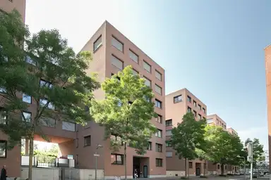 140m2 apartment to rent for 2695€/month in Bellefroidlunet, Maastricht