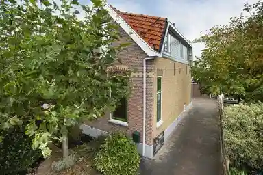 90m2 house to rent for 1800€/month in Ommoordseweg 17, Rotterdam