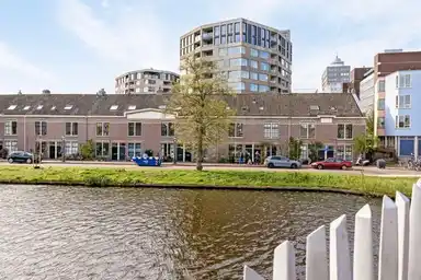 77m2 apartment to rent for 2450€/month in Vliegerstraat, Leiden