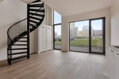 89m2 apartment to rent for 2180€/month in Hellingbaan 414, Amsterdam