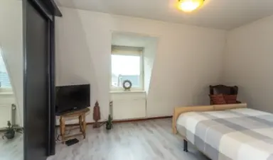 20m2 room to rent for 375€/month in Johannes Camphuijsstraat 1, The Hague