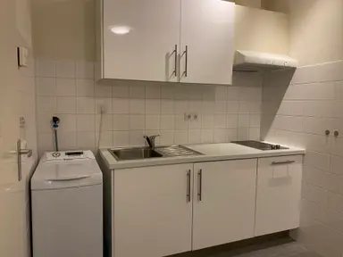 18m2 studio to rent for 900€/month in Heemstedelaan 14, Utrecht