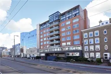 18m2 room to rent for 825€/month in Gevers Deynootweg 83, The Hague