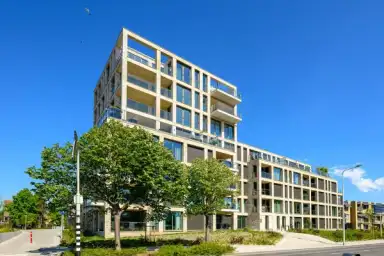 121m2 apartment to rent for 2995€/month in Verdilaan, Naaldwijk