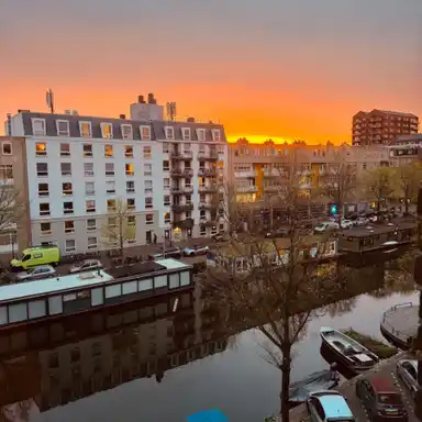 76m2 room to rent for 1500€/month in Bilderdijkkade 101-2, Amsterdam