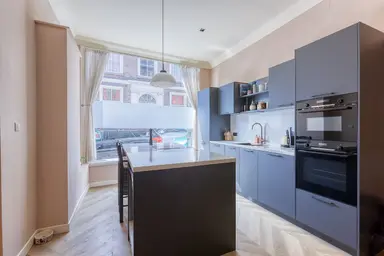 110m2 apartment to rent for 2750€/month in Assendelftstraat 34, The Hague
