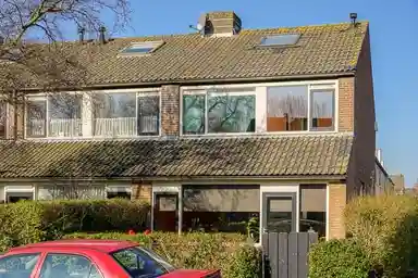 121m2 apartment te huur voor 1210€/maand in Parsstraat, Katwijk-Noord