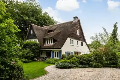 179m2 house to rent for 3350€/month in Groest, Hilversum