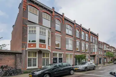150m2 apartment to rent for 2950€/month in Van Loostraat 137, The Hague