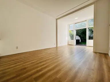 105m2 apartment to rent for 2500€/month in Cornelis de Wittlaan 123, The Hague