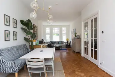 181m2 house to rent for 4700€/month in Bentinckstraat 136, The Hague