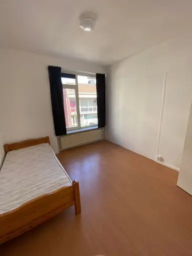 15m2 room te huur voor 400€/maand in Stationsplein, Hengelo